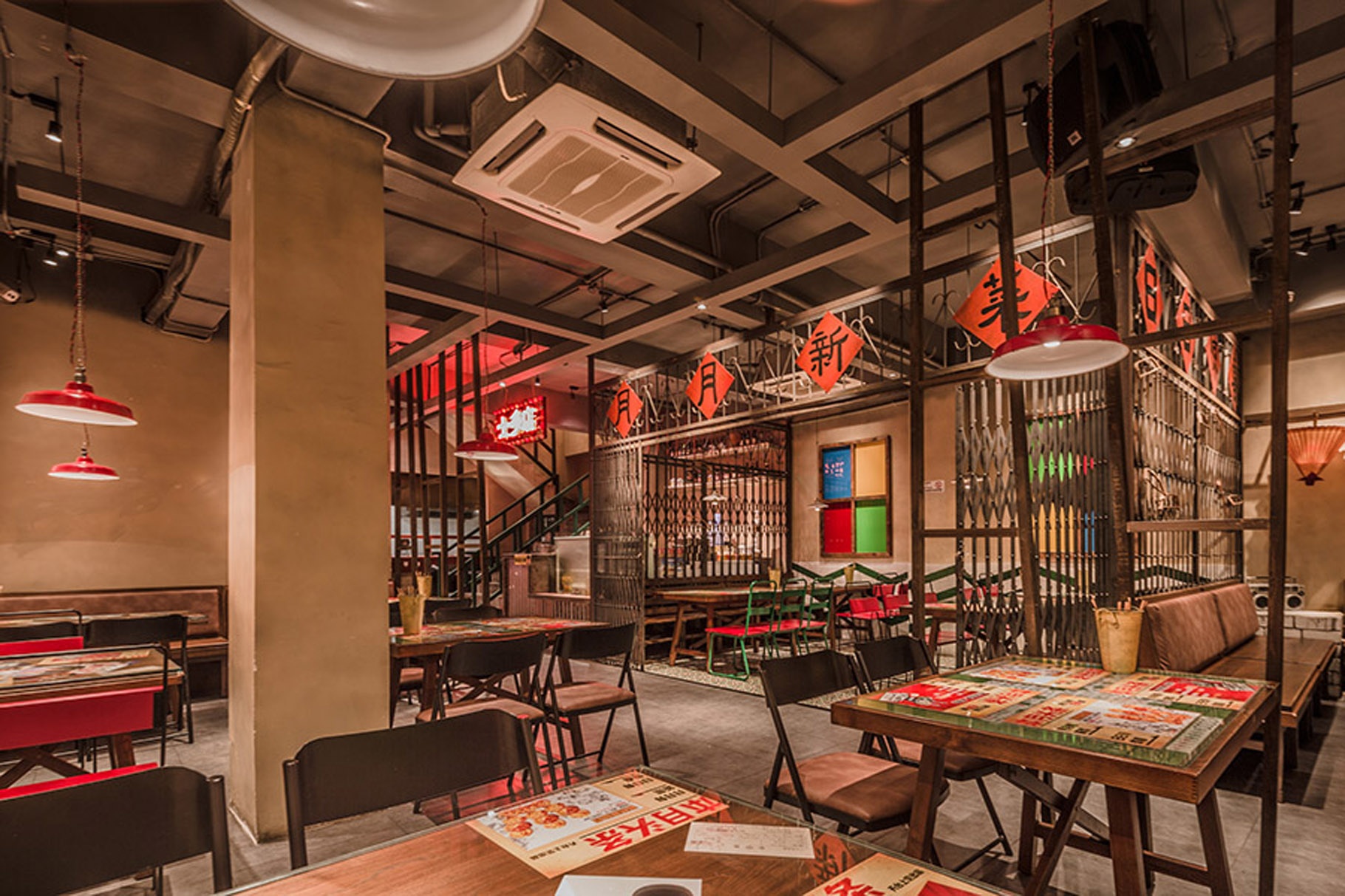 天臺上見燒烤店